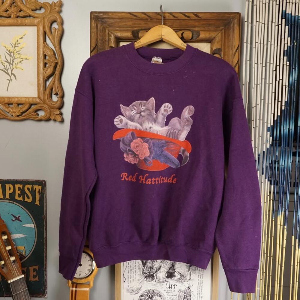 Vintage kitten red hattitude purple crewneck